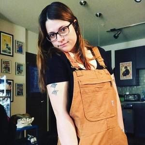 Meet your Posher, Abby